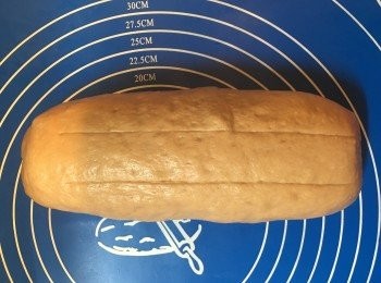 step7: 輕輕分成三份。