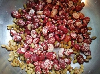 step3: 赤小豆及扁豆洗淨隔去水份。