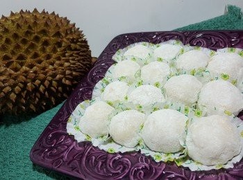 step13: 做好後的糯米糍,如食剩,可以用密實盒裝起,面舖上廚房紙吸濕氣,放入雪櫃生果格內,可保持糯米糍不會容易變硬