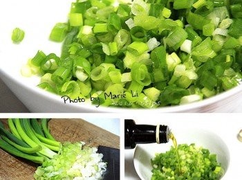 step3: 準備餡料：

青蔥洗淨切成蔥珠
加上一點鹽和一點橄欖油拌勻後備用。

PS：加油的作用是在於避免蔥因為高溫烘烤而變色。