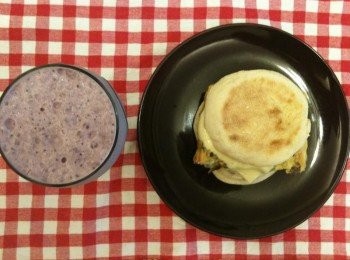 step6: 再打一杯蔬果汁，就是營養均衡的早餐囉！