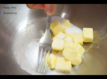 step1: 混合無鹽牛油和糖