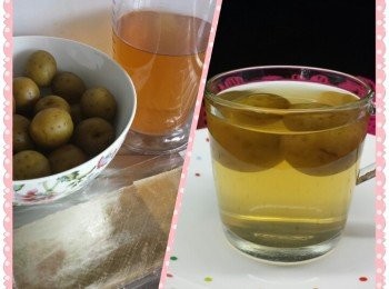 step2: 鍋裡加入水煮沸, 加入浸軟的魚膠片攪拌溶解後離火。