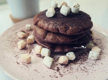 step4: 撒上可可粉.棉花糖點綴即完成