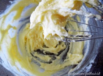 step2: 將材料一起拌勻至順滑