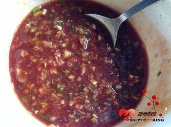 step3: 與所有<span class="group_2">醬汁</span>拌勻