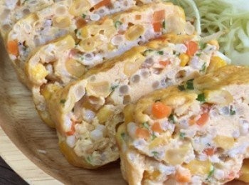 step6: 蛋捲要放涼了在切才漂亮喔～