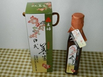 step7: 花生油中油酸含量高，可降低血脂，降低總膽固醇和有害膽固醇，保護有益膽固醇。中老年人，選擇每天吃一定量的花生或使用花生油作為烹飪用油，也能像地中海地區的老人一樣，遠離心血管疾病的危害，活得更健康。