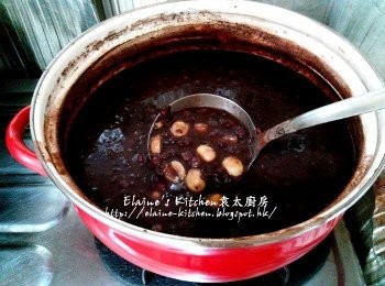 step10: 最後加入冰糖拌勻轉用中火煮至溶 , 熄火焗30分鐘即可