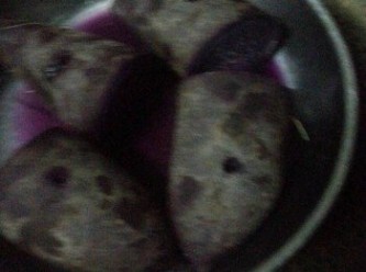 step1: 先將紫薯隔水蒸熟