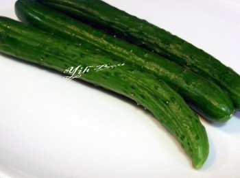 step5: 小黃瓜切絲