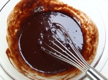 step11: 將步驟10.的所有材料都混合均勻。