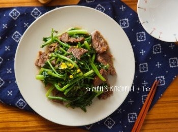 step5: 好吃又好看的油菜花炒牛肉妳也趕快來試試看喔。