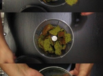 step18: 之前放入雪櫃的海綿蛋糕拿出來撕成小塊（已雪5－6小時），入攪拌機攪碎或用磨蓉機磨碎備用