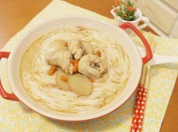 step11: 大進補~~~麻油雞麵線溫暖上桌啦^^"
