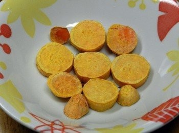 step3: 取出地瓜片後，將地瓜片排盤
