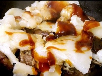 step10: 下生抽、蠔油、老抽調味！