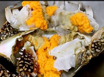 step3: 將蟹落鑊炒片刻