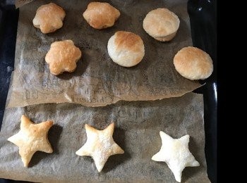 step3: 將酥皮從中間撕開一分為二