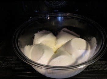 step3: 容器記住要預大d!
因為綿花糖會漲大一至兩倍！