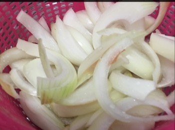 step3: 洋蔥切條