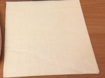 step2: 酥皮於冰箱取出後，放於室內靜待至回復室溫。