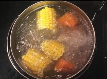 step3: 將所有材料大火煲10-15分鐘。