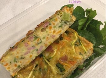 step4: 切件後可以配沙律作為一個健康午餐。