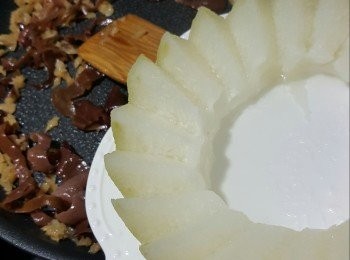 step6: 倒少許蒸冬瓜的水炒勻