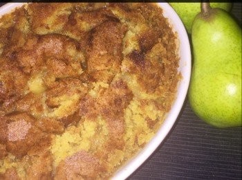 step3: 將盛好了的啤梨醬,放入烤箱内烤38分鐘便成.