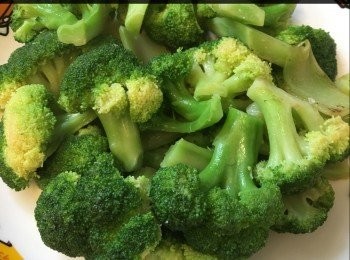 step6: 在碟內略排好。