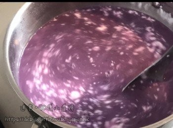 step5: 最後熄火加入西米及椰漿，完成。