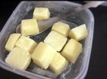 step2: 無糖豆漿雪成冰。