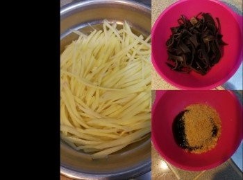 step1: 薯仔，木耳切絲備用。切好薯絲用鹽水浸。