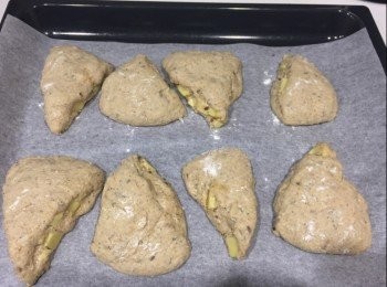 step9: 發酵完成取出，期間開始用250度預熱焗爐。