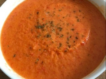 step1: 先煮紅椒素湯
食譜
https://m.facebook.com/story.php?story_fbid=1474725895946478&id=822020607883680