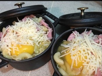 step1: 通粉連水加調味粉煮3-5分鐘