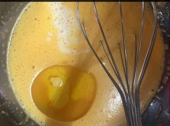 step2: 加入橄欖油。