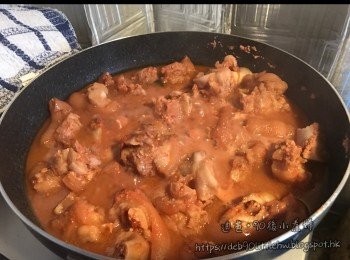 step7: 1小時30分的過後，再轉大火煮至收乾水便可，完成。（如圖）（總共煮2小時）