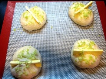 step7: 發酵大至一倍。
焗爐預熱180度，焗18-22分鐘。