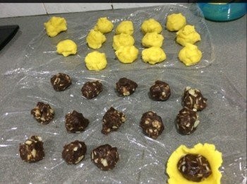 step2: <span class="group_1">皮</span>16份31g
餡16份21g