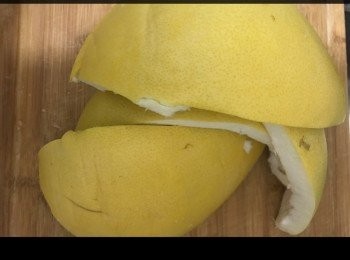 step1: 將柚子去皮