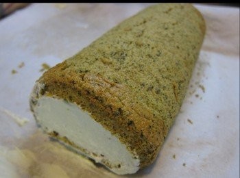 step12: 用牛油紙捲實。