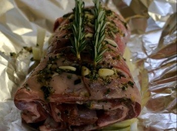 step6: 面放2條迷迭香