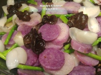 step6: 最後打上<span class="group_3">茨汁</span>即成。(<span class="group_3">茨汁</span>未別需要全部落鑊, 請自行目測。)