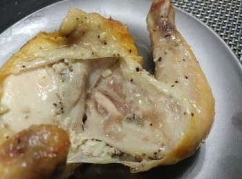 step10: 充滿肉汁的香嫩烤雞完成了!