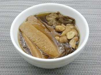 step4: 茶樹菇山藥燉湯食譜完成