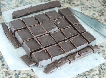 step6: 切件後再灑上可可粉即成！