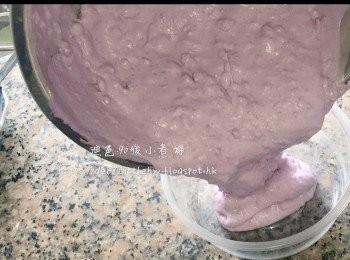 step8: 再倒進模具，大概8成滿。