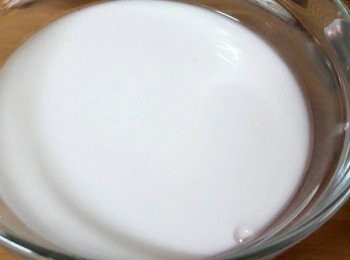 step3: 先加入300ml水拌勻